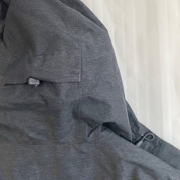 North Face Venture 2 Dryvent Jacket with Taped Seams, Gray, Women's Medium - Picture 11 of 12